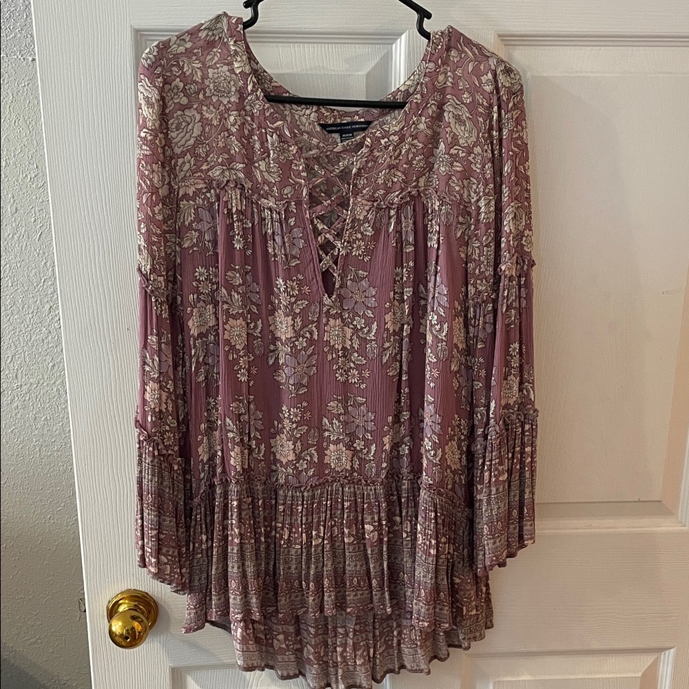 American Eagle Outfitters Floral Lace-Up Blouse in Pink and Cream
